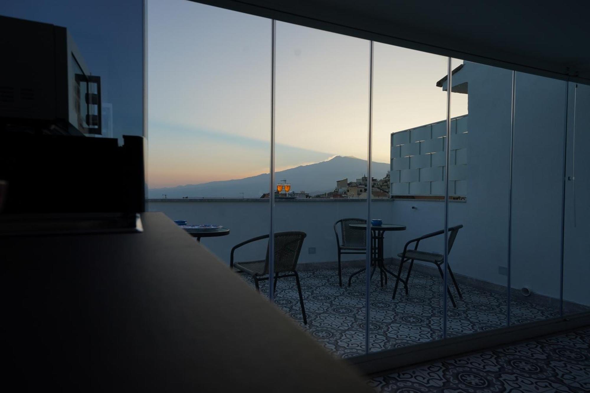 Opuntia Charming Rooms Taormina Exterior foto
